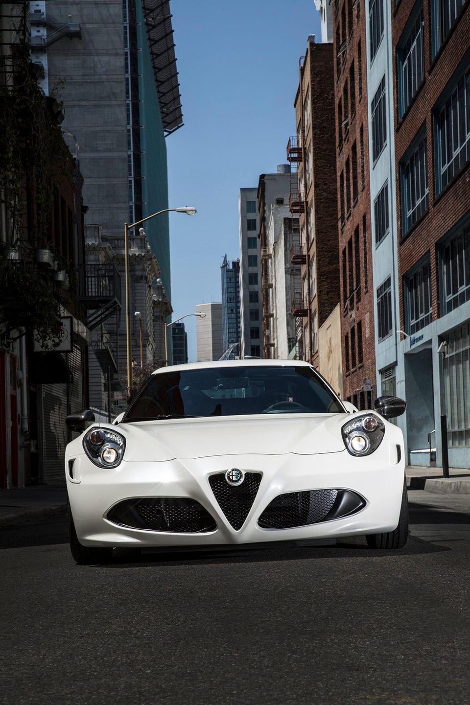 Alfa Romeo 4C w wersji na rynek amerykański w obszernej galerii zdjęć 155