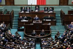 Gorący dzień Sejmie po exposé Tuska. Śledź obrady