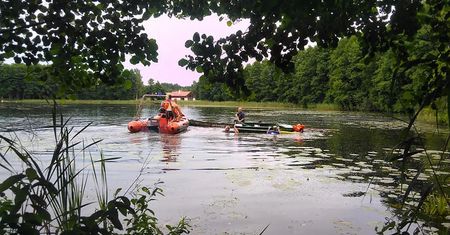 Pasym. Tragedia na jeziorze Kalwa Mała. Nie żyje mężczyzna