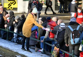 To już nie tylko seniorzy. Młodzi też są twarzą polskiej biedy