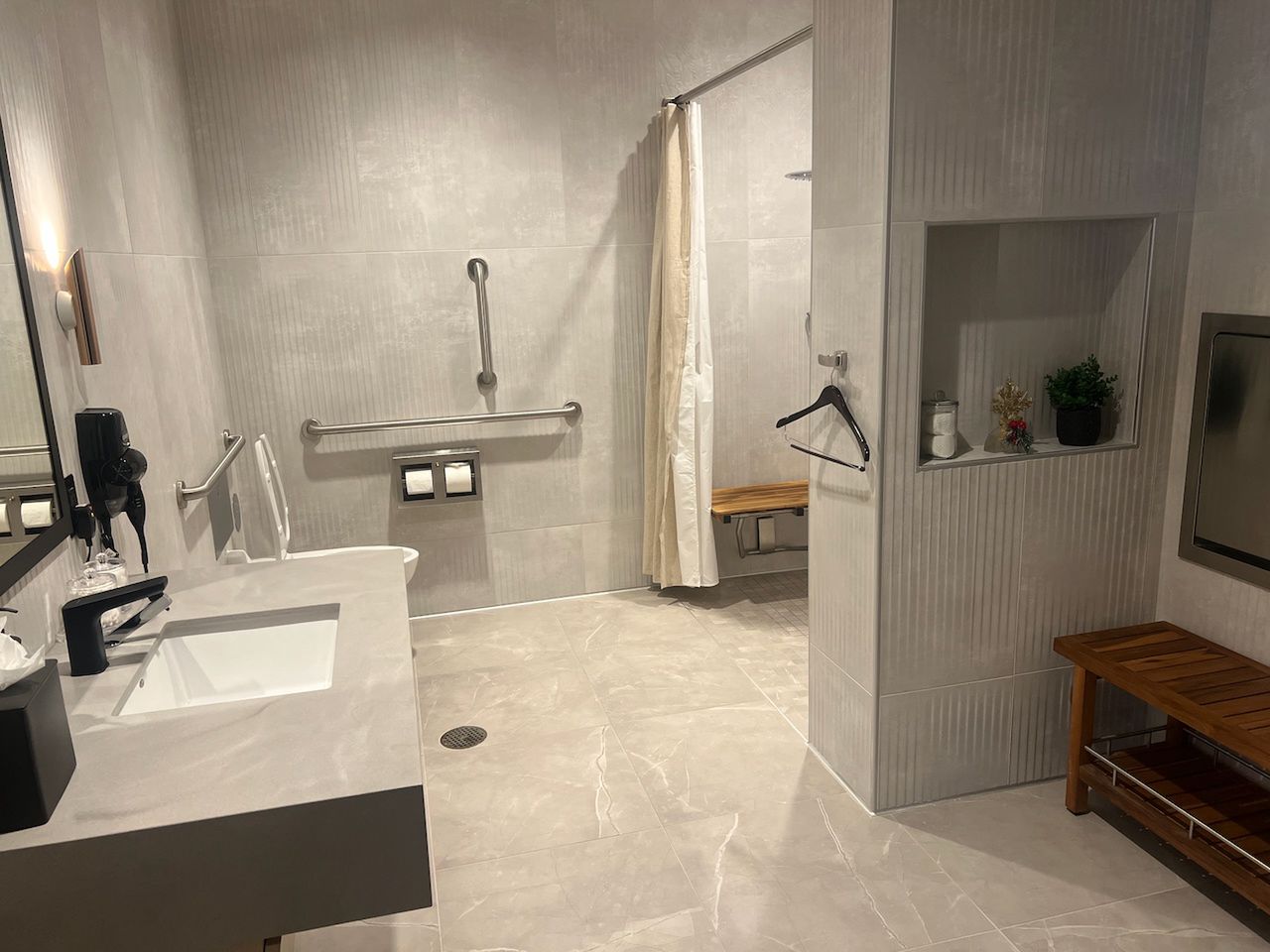 Business lounge LOT-u w Chicago