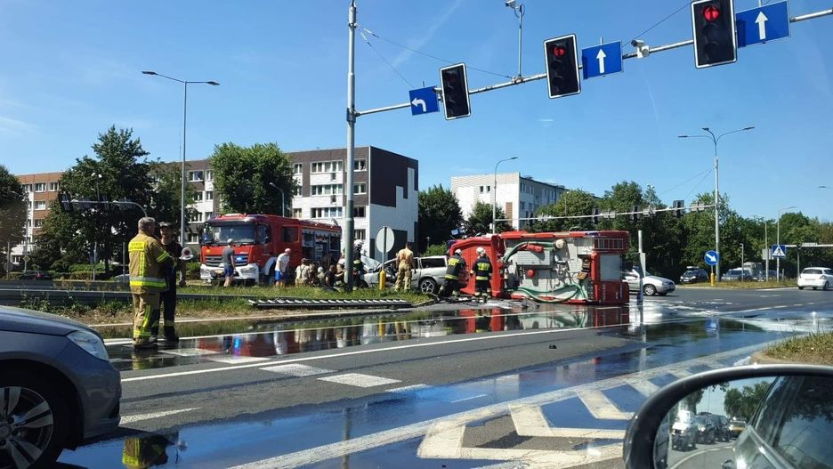 Poważny wypadek w Lubinie. Dwie osoby ranne 
