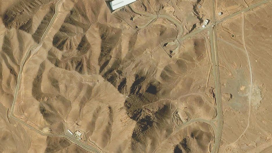 Archiwum zagraniczne East News 2025-06
This handout satellite image provided by Maxar Technologies and taken on February 12, 2025 shows an overview of the Fordo (Fordow) uranium enrichment facility, south of the capital Tehran. Iranian authorities said on June 13 that nuclear sites at Fordow and Isfahan have not been hit in Israel strikes, according to the head of the International Atomic Energy Agency. (Photo by Satellite image �2021 Maxar Technologies / AFP) / RESTRICTED TO EDITORIAL USE - MANDATORY CREDIT "AFP PHOTO / Satellite image �2021 Maxar Technologies " - NO MARKETING - NO ADVERTISING CAMPAIGNS - DISTRIBUTED AS A SERVICE TO CLIENTS - The watermark may not be removed/cropped / THE WATERMARK MAY NOT BE REMOVED/CROPPED
-