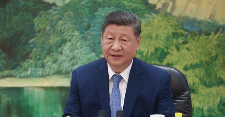 Chiny coraz częściej postrzegane jako potęga. USA tracą na znaczeniu