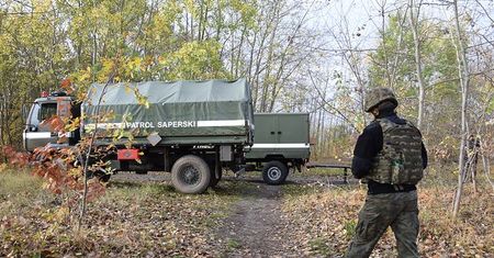 Sosnowiec. Przez pociski artyleryjskie odnalezione w kamienicy odwołano zajęcia w pobliskiej podstawówce