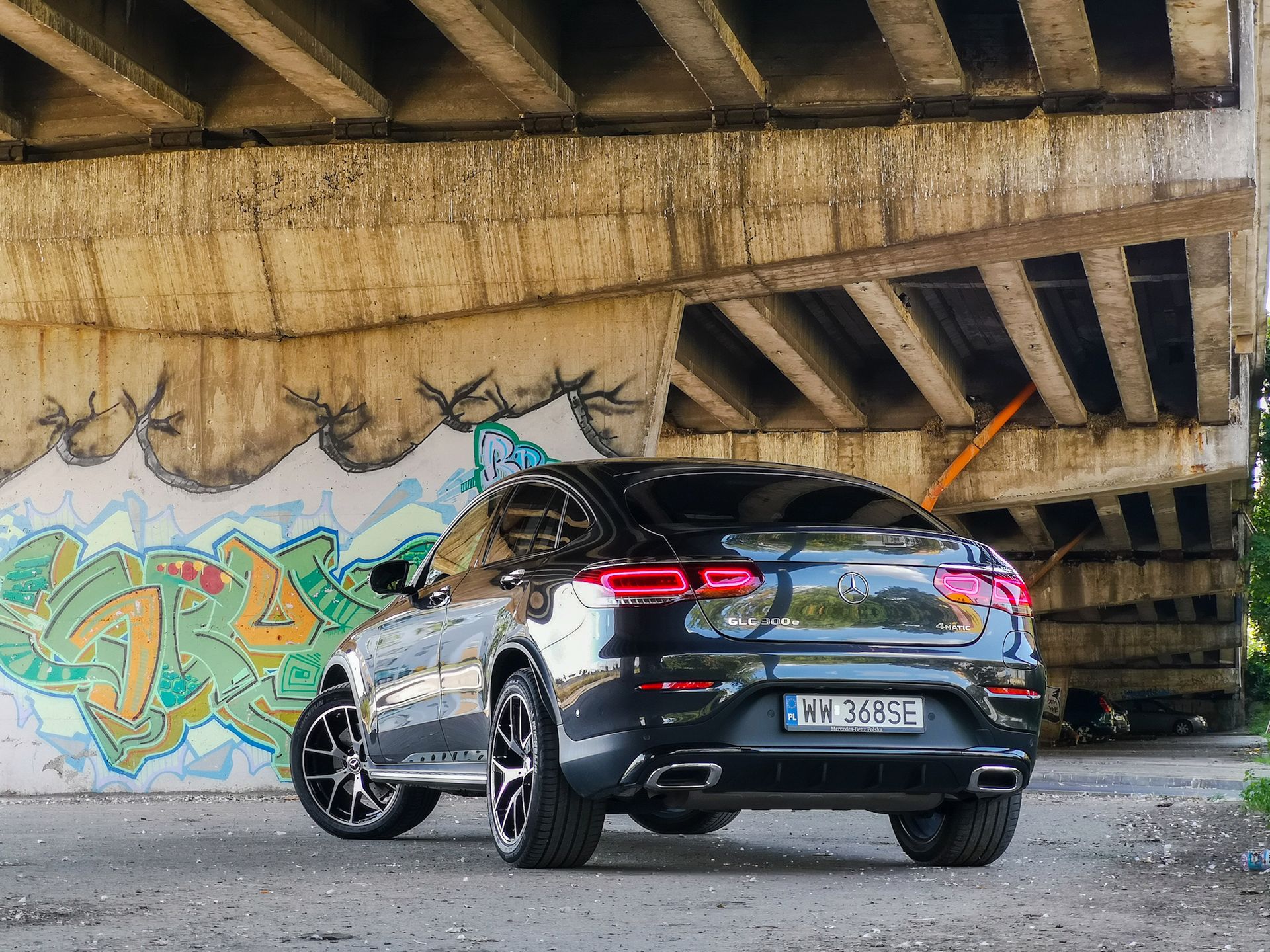 Mercedes GLC 300e Coupe: System zarządzania energią, asystent podróży i audio Burmester 27