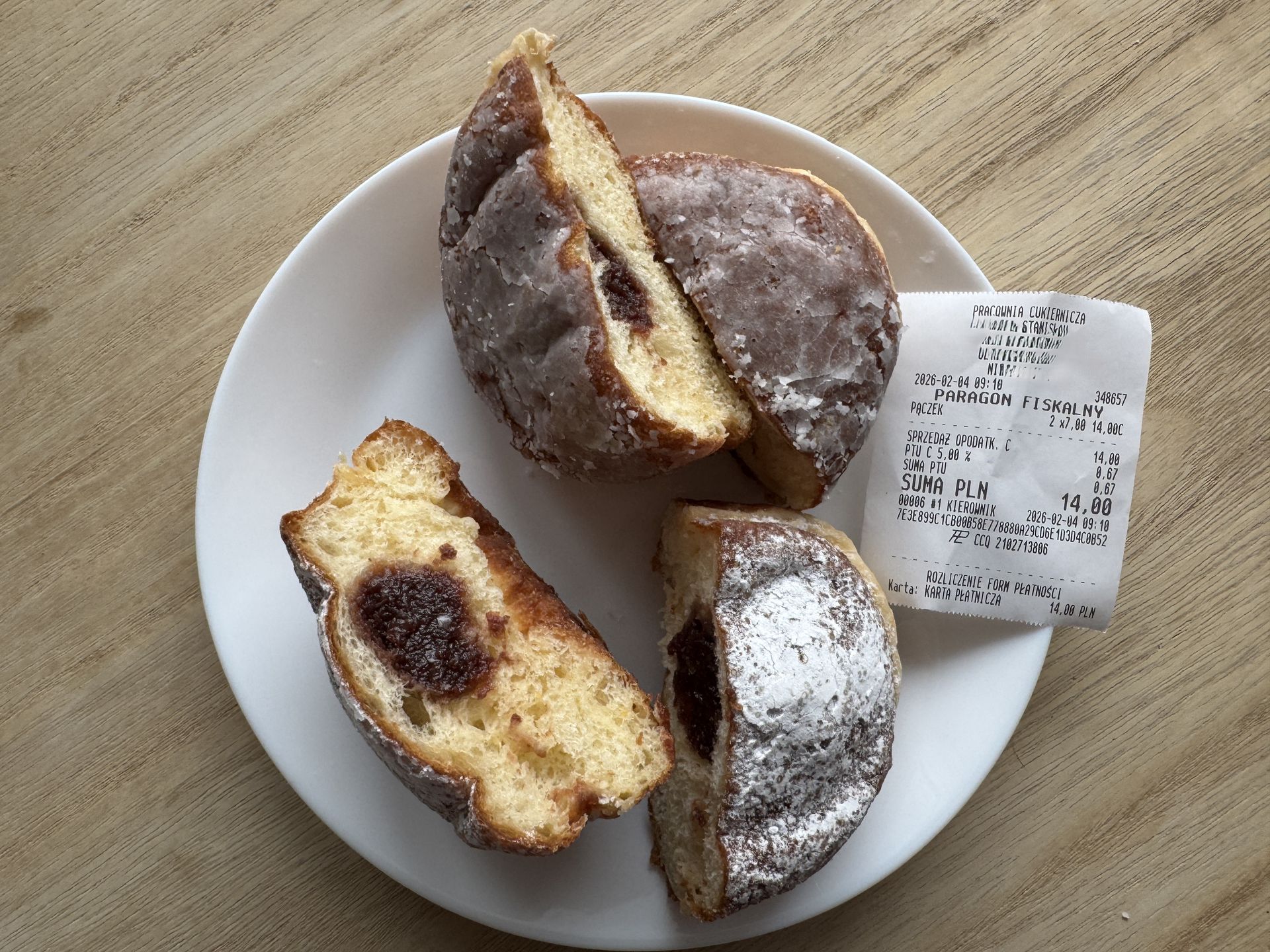 Skromna dekoracja, niska cena i doskonały smak