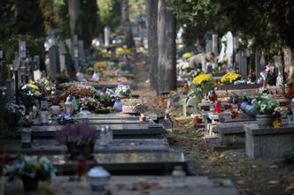 Niedziele handlowe 2020. Czy zakaz handlu obowiązuje w dzień Wszystkich Świętych?