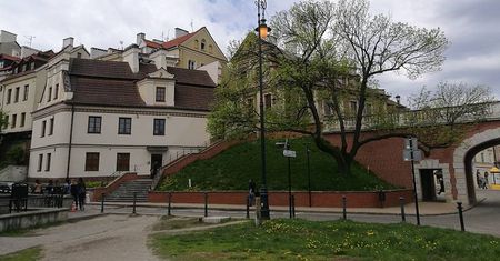 LUBLIN: Dlaczego latarnia na Podwalu świeci się przez cały czas? Sprawdź to!