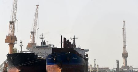 Drony uderzyły w port w Omanie. Oto co było celem ataku Iranu