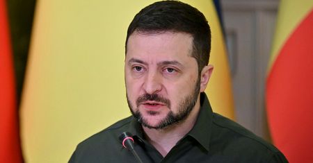 Zełenski alarmuje. "Przygotowuje się całe państwo"