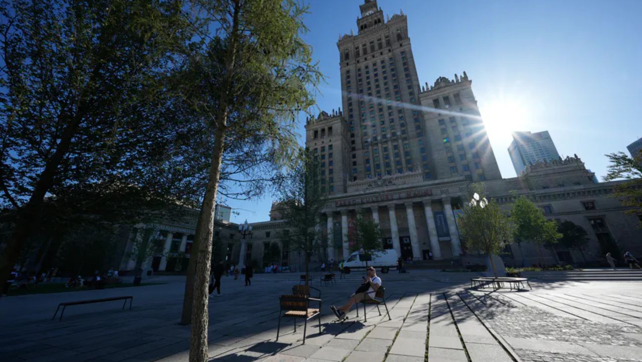 31-latek runął z 10 m w Warszawie. Nowe fakty. Świętował ważny dzień
