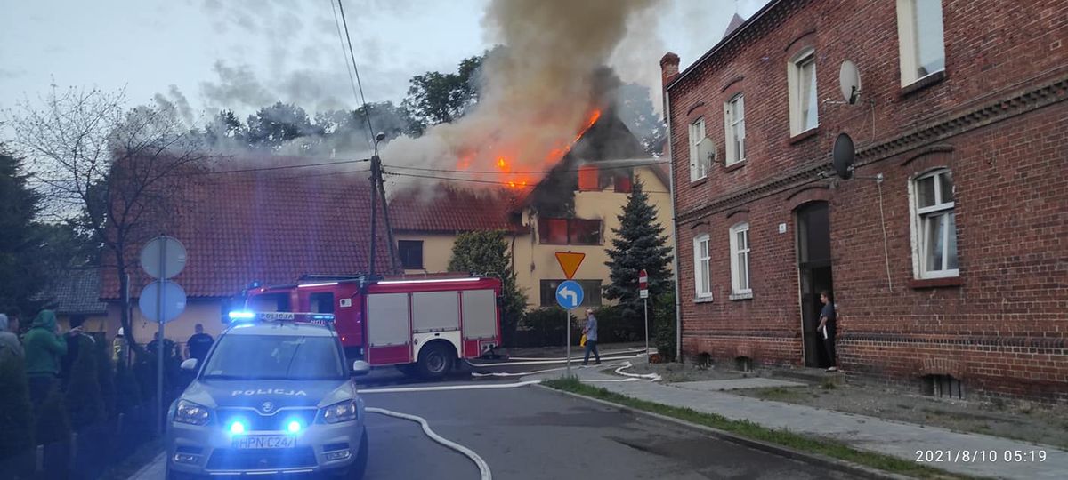 Pożar plebanii w Nowym Stawie 