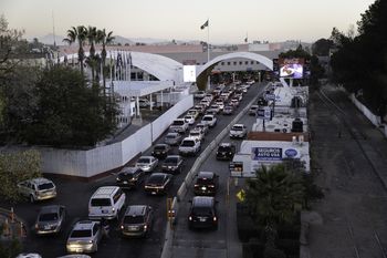 Efekt Trumpa. Meksykanie wracają do domów