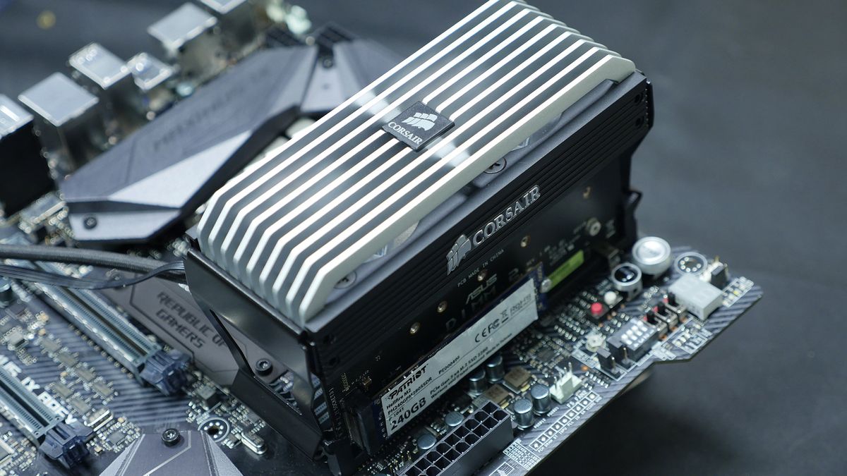 Cztery sposoby Asusa na wysokie temperatury dysków M.2 SSD 1
