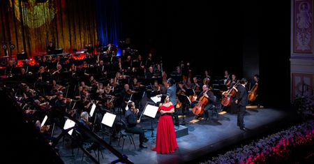 Koronawirus. Opery, teatry i filharmonie chcą grać. Mają jednak poważny problem