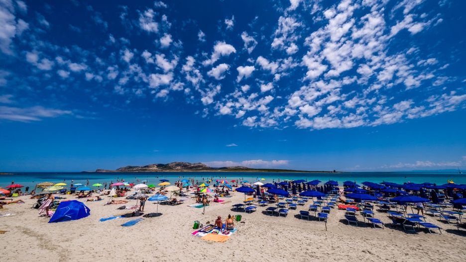 Trwa spór o frekwencję na włoskich plażach 