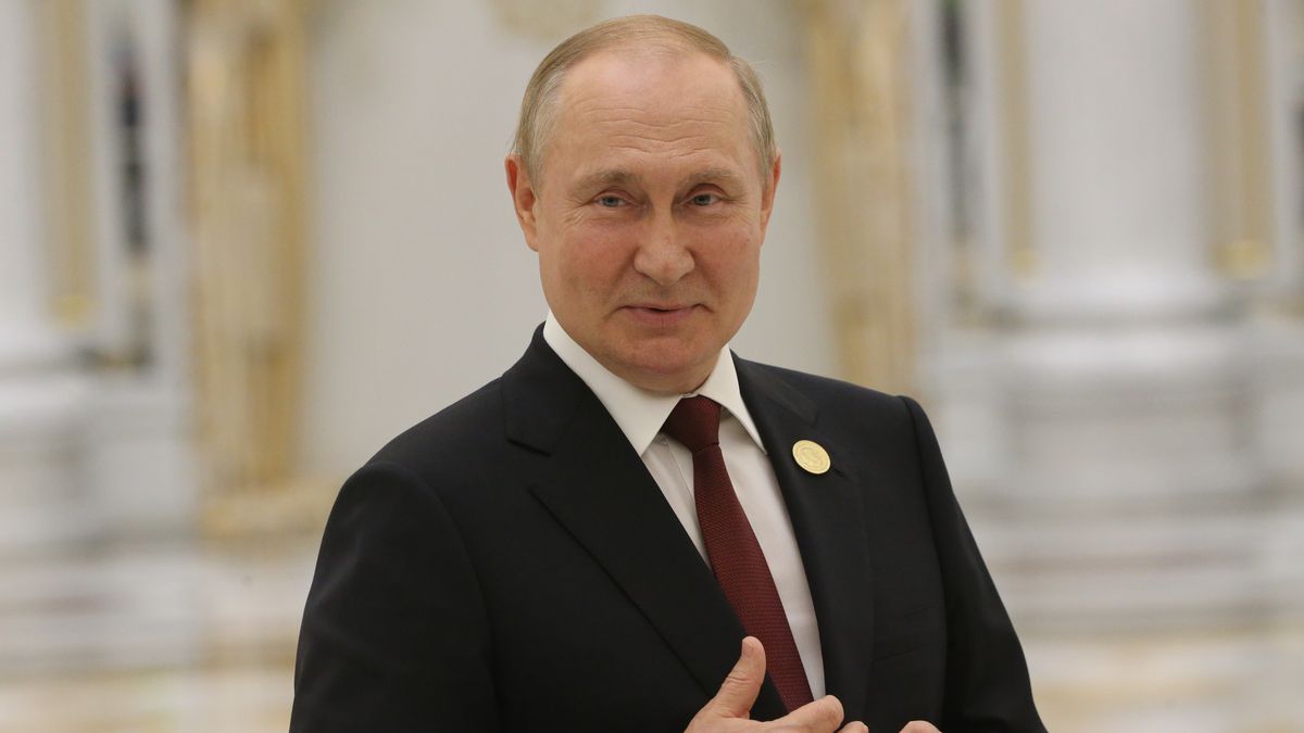 ASHGABAT, TURKMENISTAN - JUNE 29: (RUSSIA OUT) Russian President Vladimir Putin speaks during his press conference at the Ashgabat International Airport on June 29, 2022 in Ashgabat, Turkmenistan. Russian President Putin is in Turkmenistan to attend the VI Caspian Summit. (Photo by Contributor/Getty Images)