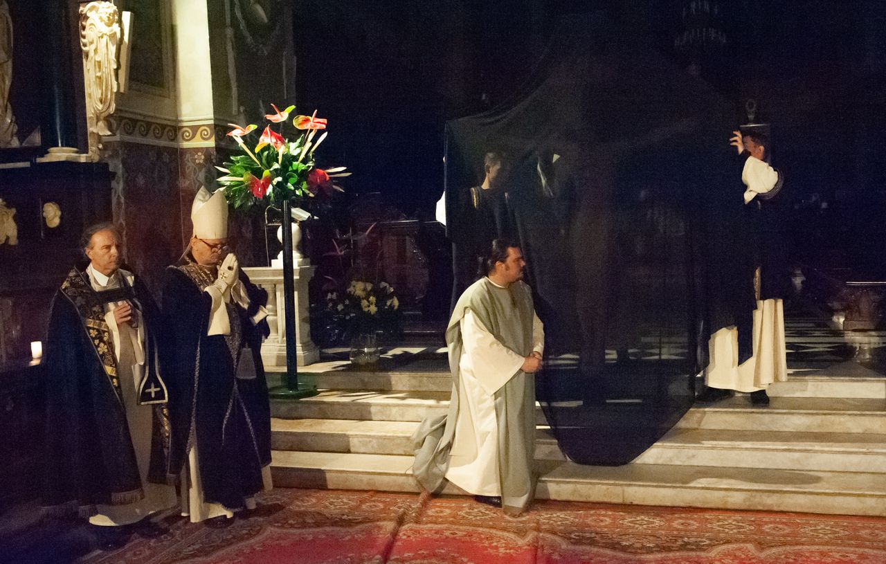 Pontyfikał płocki w wykonaniu aktorów Teatru płockiego!