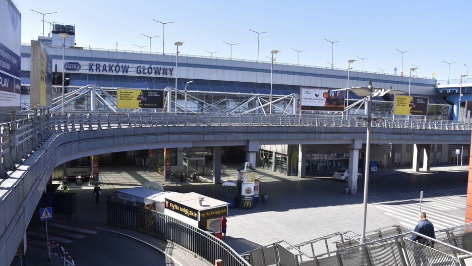 Koronawirus. Polska. Sanepid szuka osób z autobusu linii Kraków-Gorlice