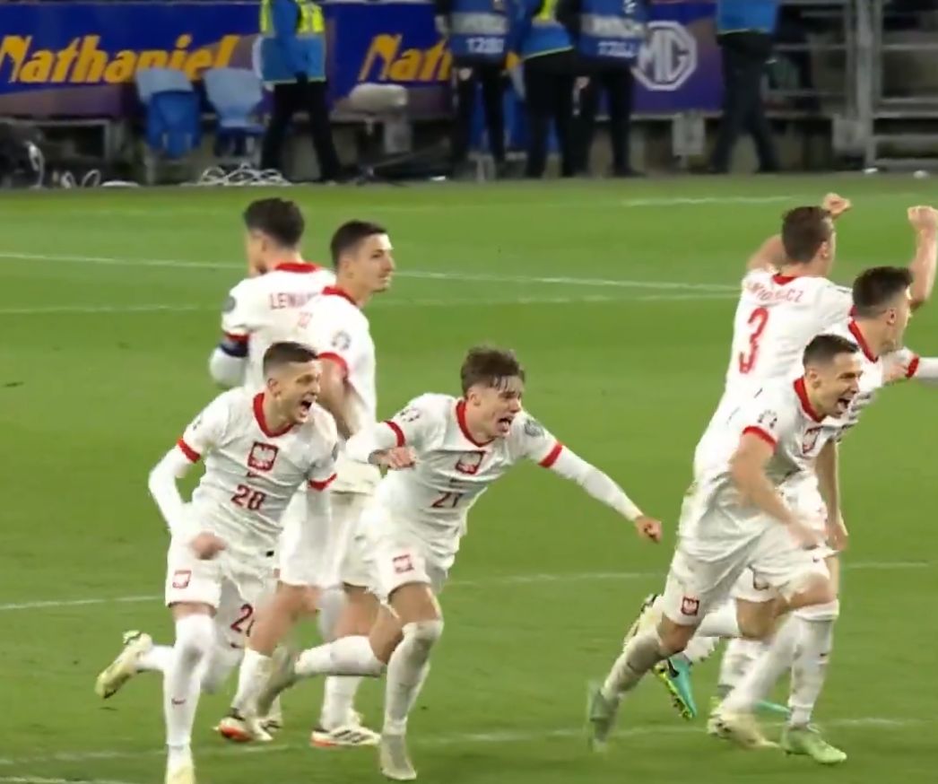 Tak Robert Lewandowski zareagował na obronionego karnego. Wojciech Szczęsny komentuje 