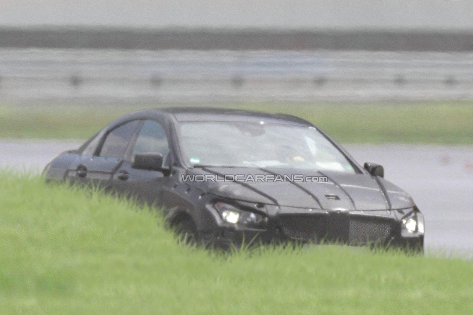 Mercedes BLS Spy