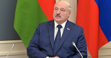 "Łukaszenka chce być jak Stalin". Białoruski reżim rozprawia się z partyzantami