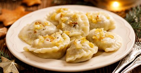 To najlepszy farsz do pierogów na wigilię. Kapusta jest miękka, delikatna, ale nie brakuje jej smaku