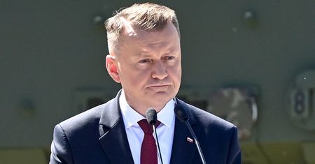 Błaszczak grzmiał w Radiu Maryja. "Polską rządzą ludzie niepoważni"