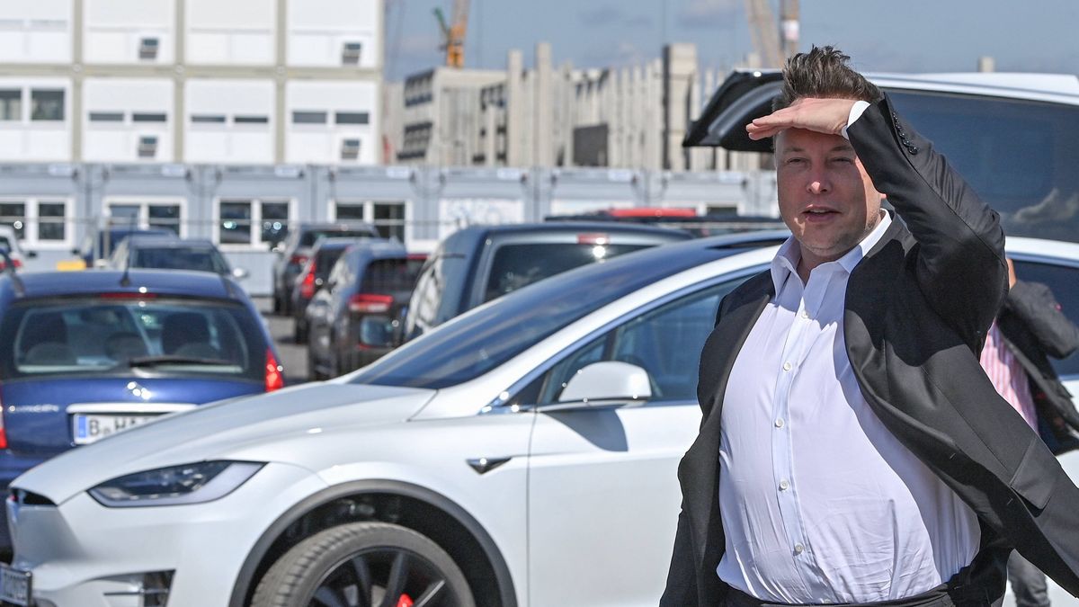 Elon Musk i Tesla zapłacą w USA zupełnie różne podatki