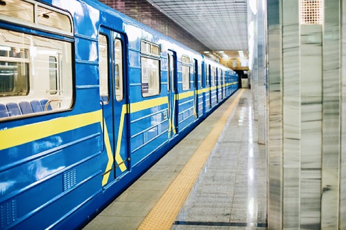 Kijów o "zagrożeniu militarnym". Metro zostałoby schronem