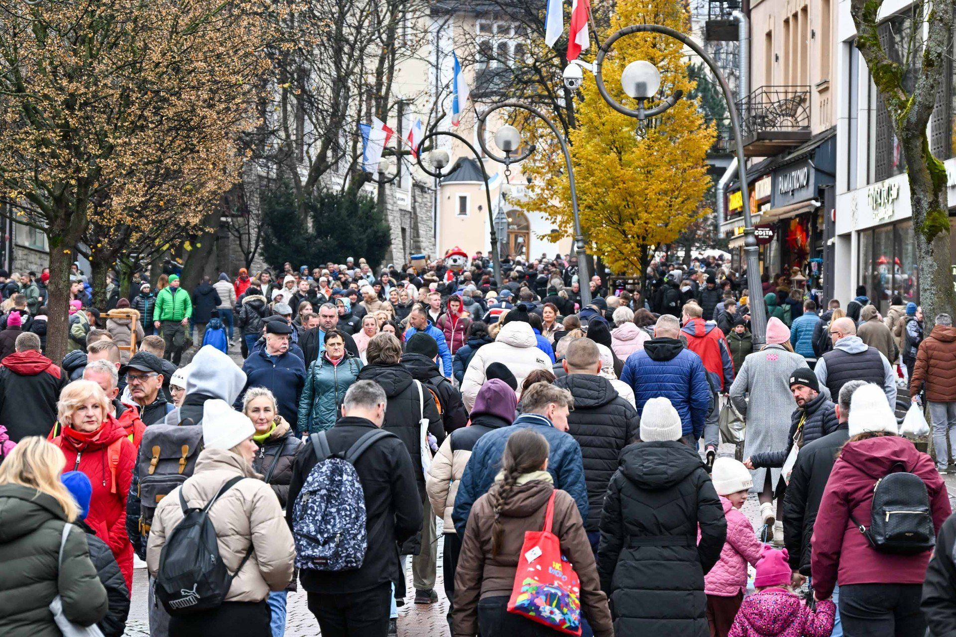 Tłum turystów w Zakopanem