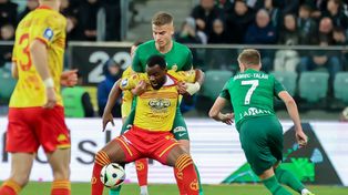 Czy saga z Afimico Pululu dobiega końca? Piłkarz wybrał Widzew Łódź i zostaje w Polsce