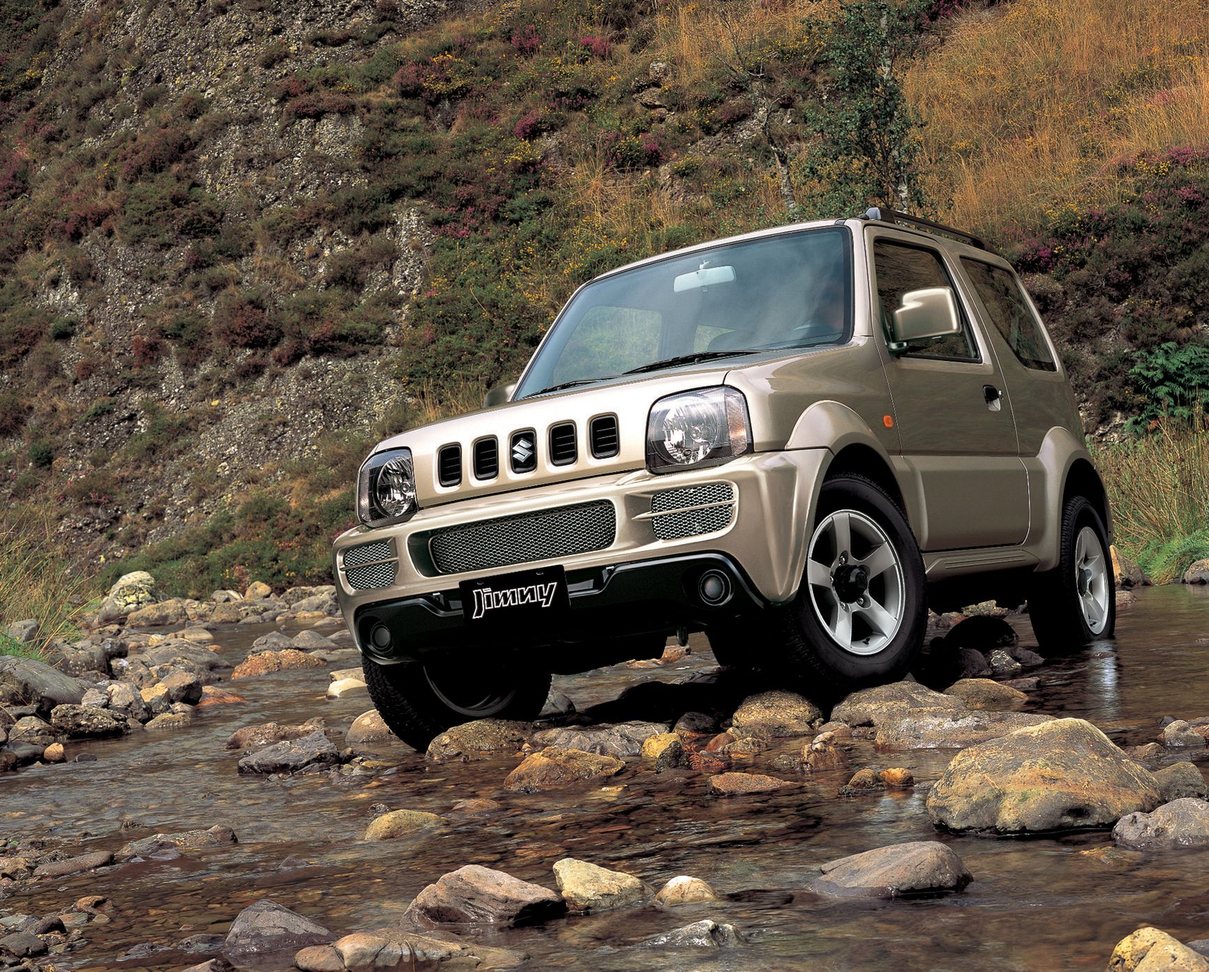 Suzuki Jimny to pierwsze, co przyszło nam na myśl, gdy zobaczyliśmy zgłoszenie pani Ani.