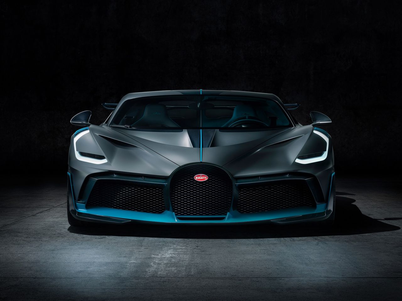 Bugatti rozważa hybrydowego SUV-a. Cztery słowa, których nie chcesz widzieć razem