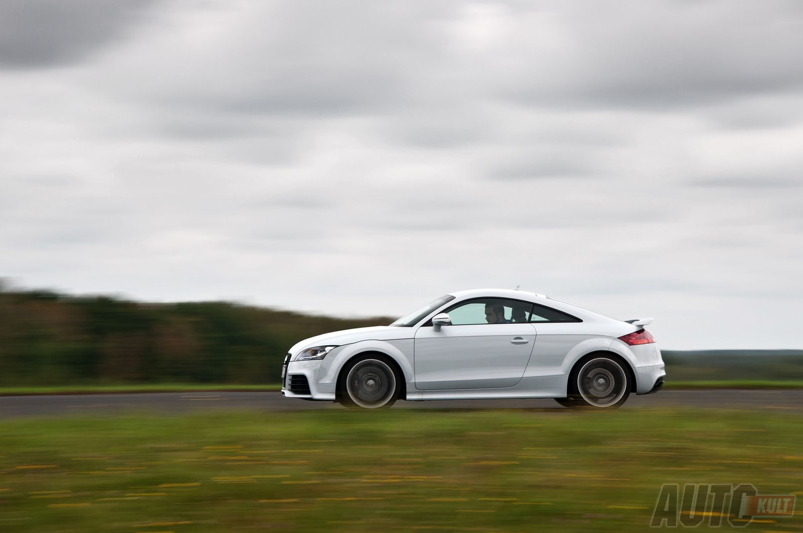 Super Drag Race
