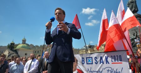 Wyniki wyborów 2020. Zniszczyli Bosakowi bus. Sprawców zatrzymano [relacja na żywo - 29 czerwca]