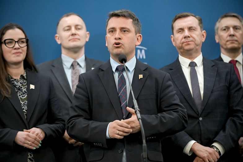 Partia Hołowni chce odpolitycznić państwowe spółki. Jest projekt