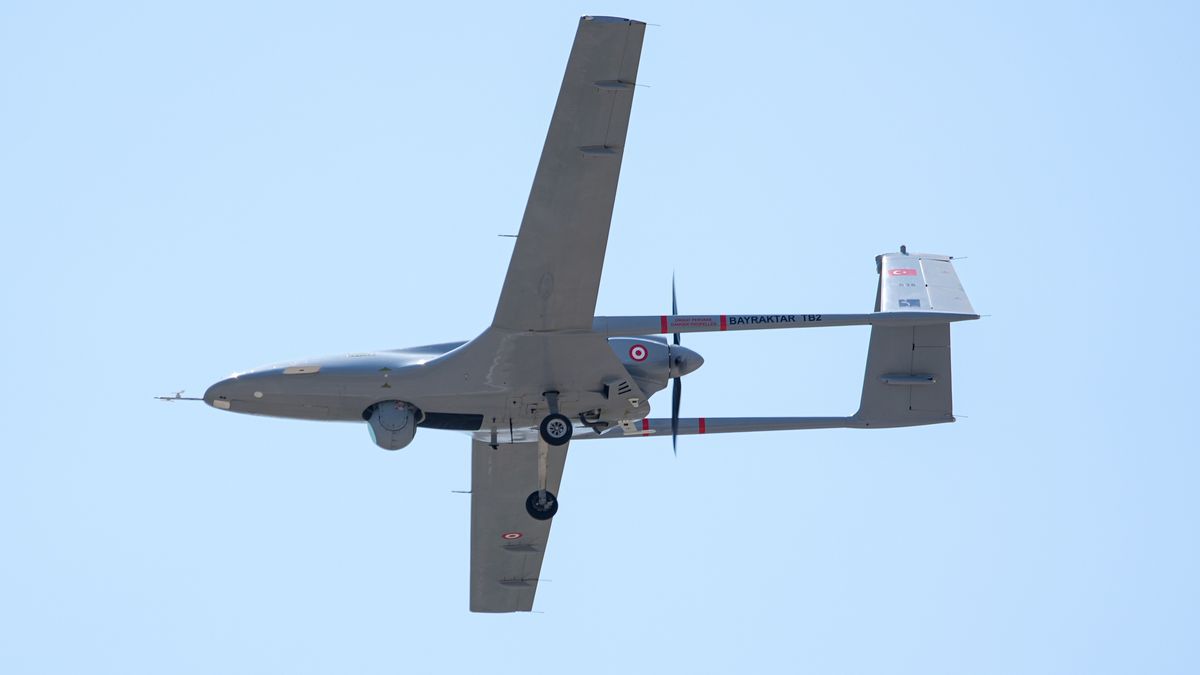 Wojsko hamuje rozwój dronów? Branża mówi o wąskim gardle