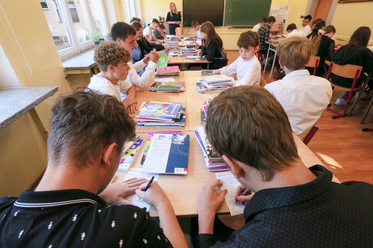 Kościół i nowy przedmiot w szkołach. Oto zdanie ponad 66 proc. Polaków - sondaż