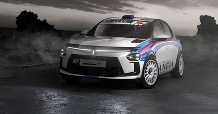 Powrót legendy. Lancia ujawniła swoją nową rajdówkę