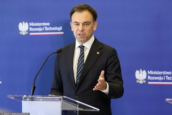 Andrzej Domański leci na szczyt G20. Oto szczegóły