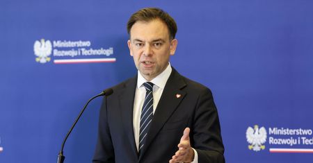 Andrzej Domański leci na szczyt G20. Oto szczegóły