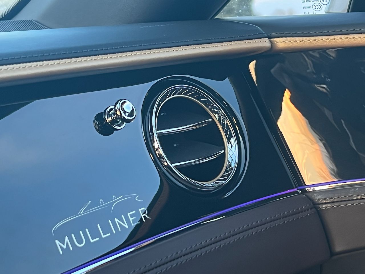 Bentley GTC Mulliner W12