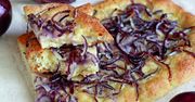 Focaccia z cebulą. Włoski klasyk w nowej odsłonie