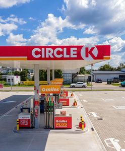 Circle K ogłasza promocję "Fuel Day": 12 czerwca ceny paliwa z rabatem 50 groszy na litr. Skorzystaj z niższych cen na 400 stacjach w Polsce