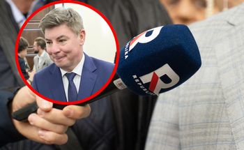Konto fundacji związanej z Republiką zajęte. Jan Grabiec potwierdza