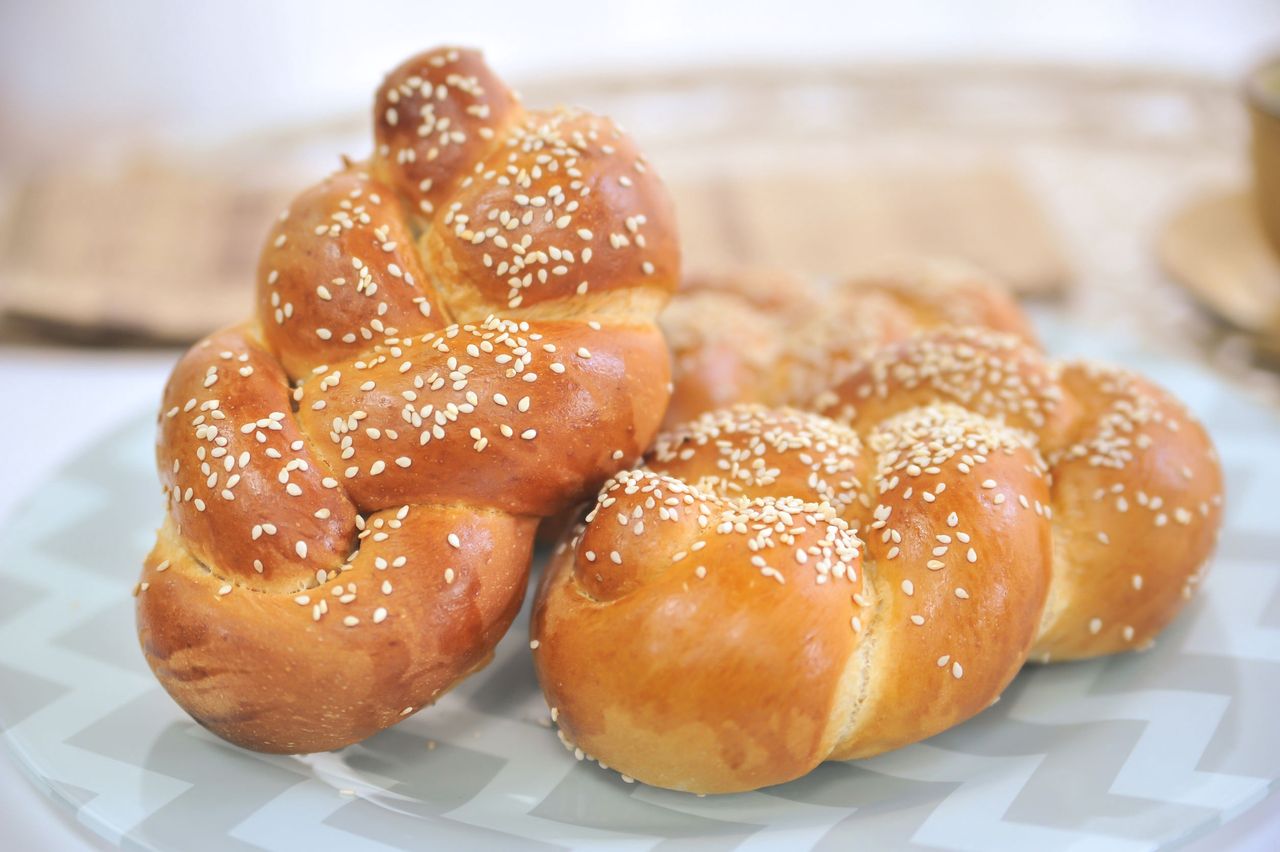 Najlepsza drożdżowa chałka. Prosty przepis krok po kroku
