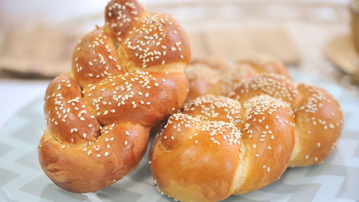 Najlepsza drożdżowa chałka. Prosty przepis krok po kroku