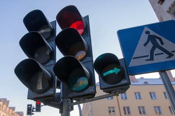 Boją się jechać na zielonym. Kierowcy przestraszeni nowym fotoradarem